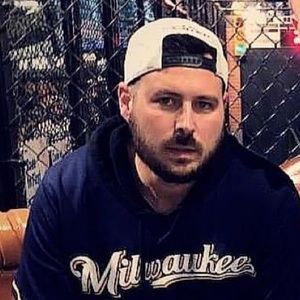 Meet your Posher, Sam